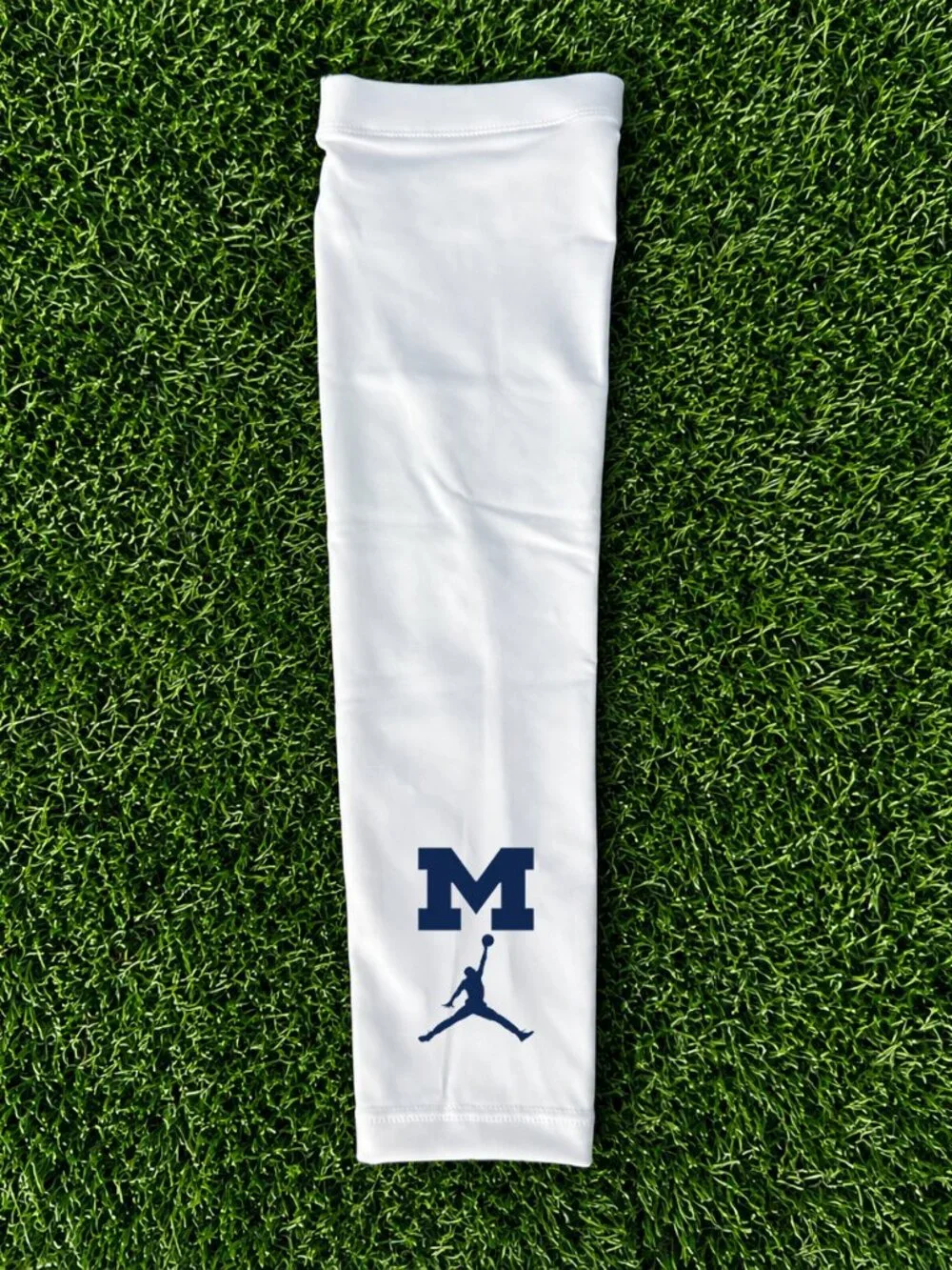 Michigan Wolverines Jordan Arm Sleeve (NEW)